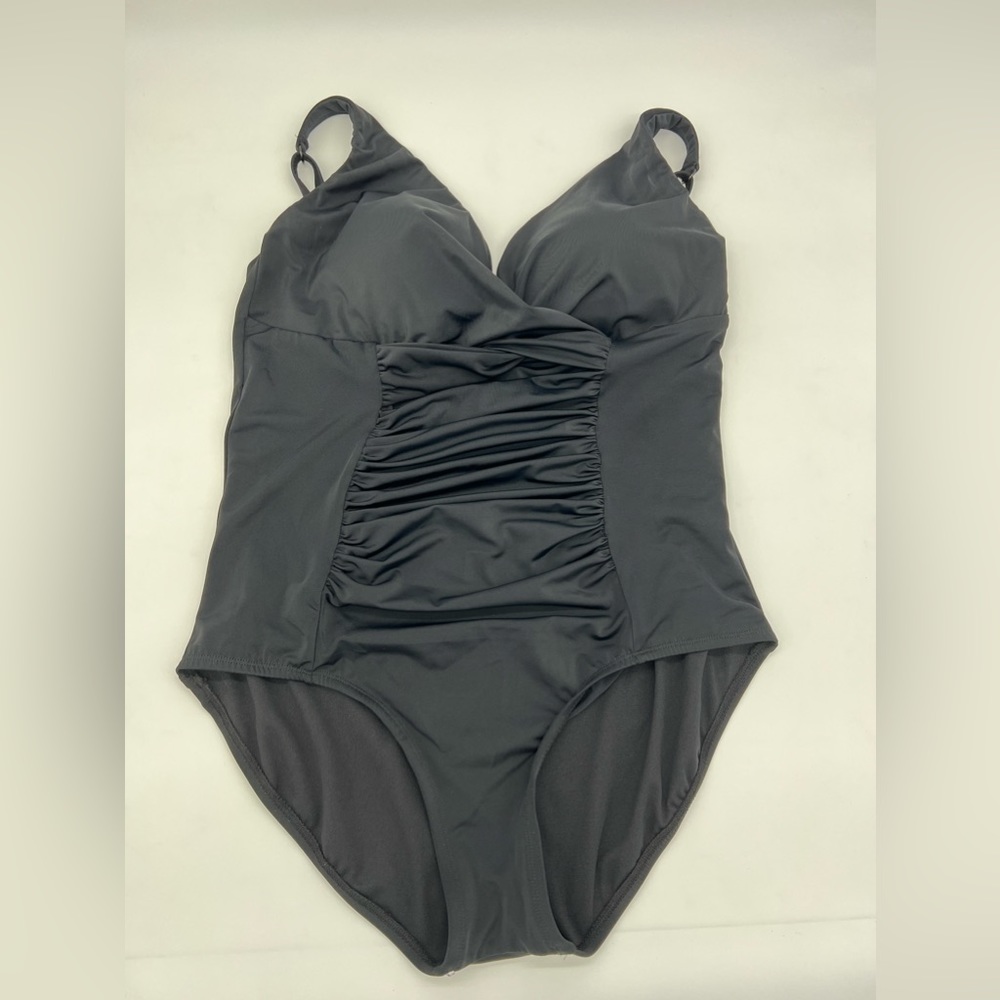 SWIMSUIT For All V-NECK ONE PIECE SWIMSUIT - Picture 4 of 8